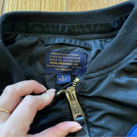 RARE + LMTD EDITION Alpha Industries Hulu x NASA Collaboration Jacket Size Large - Picture 4 of 11